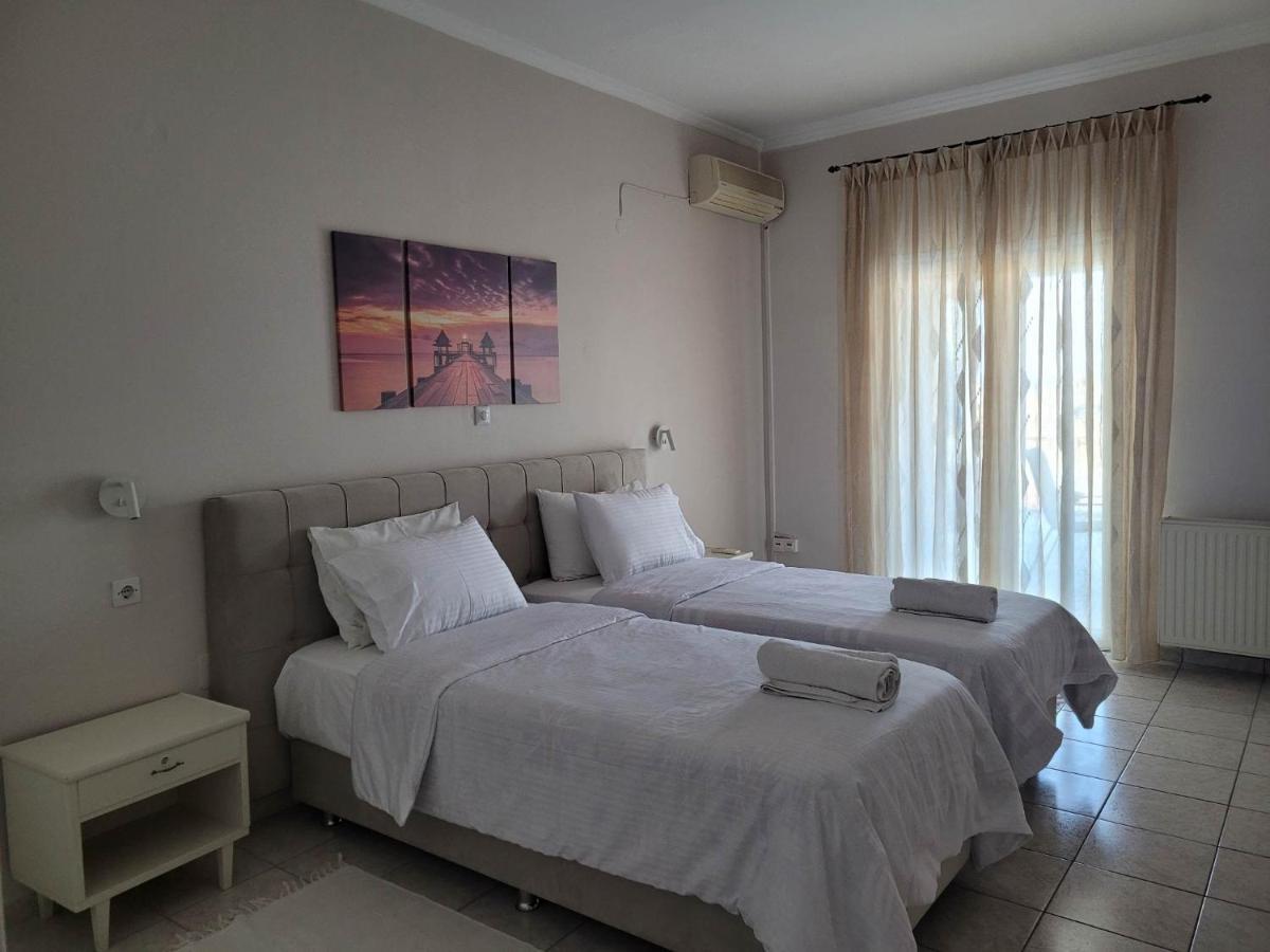 Kiki'S Penthouse Lägenhet Corfu  Exteriör bild