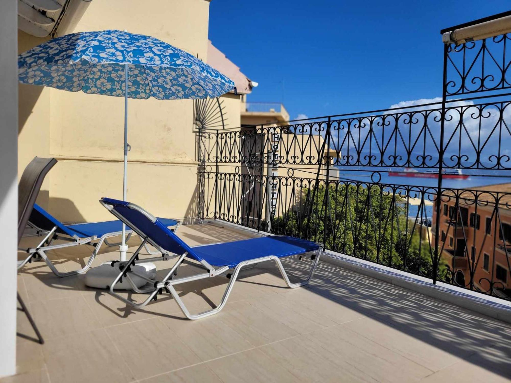 Kiki'S Penthouse Lägenhet Corfu  Exteriör bild