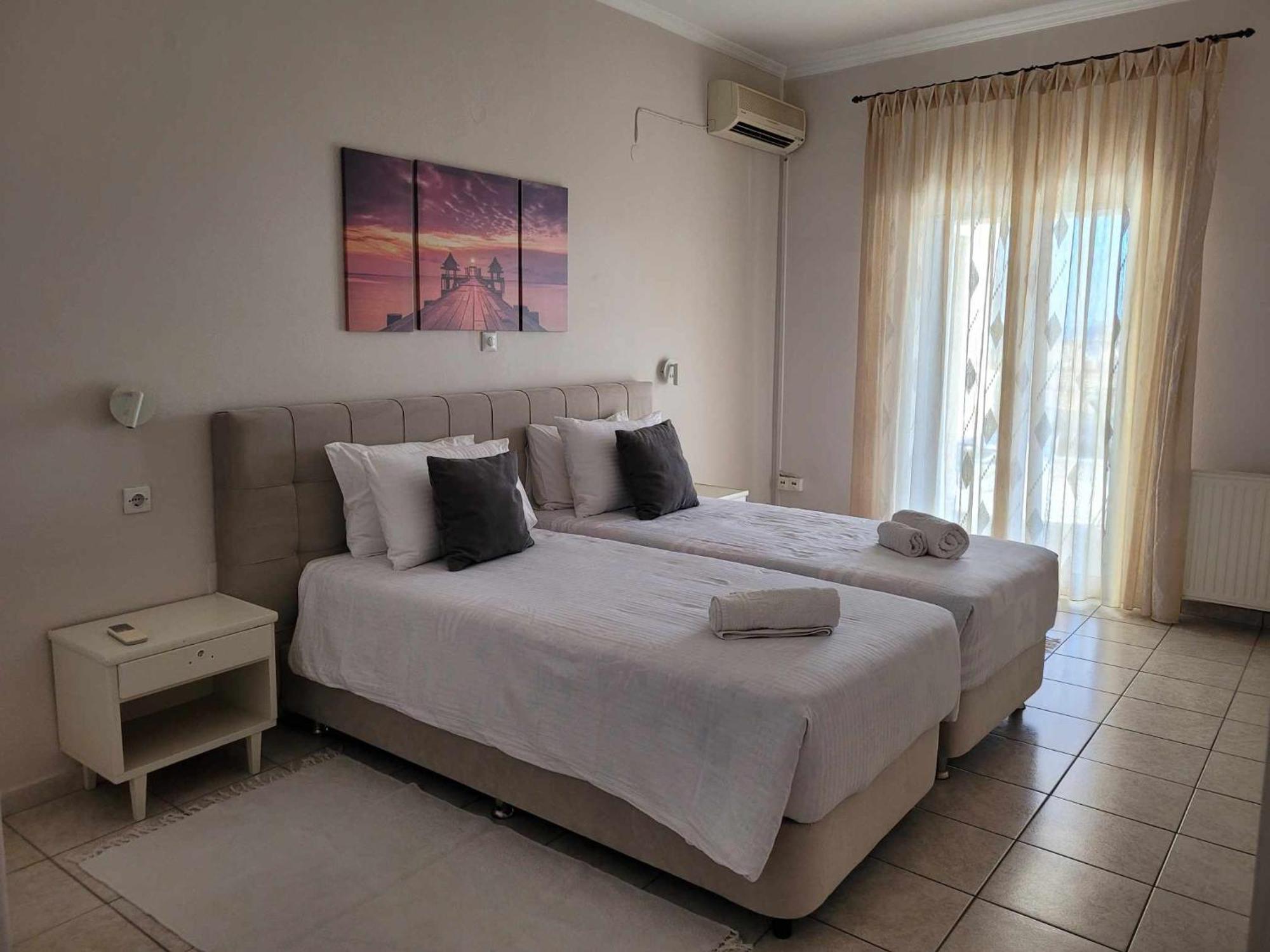 Kiki'S Penthouse Lägenhet Corfu  Exteriör bild